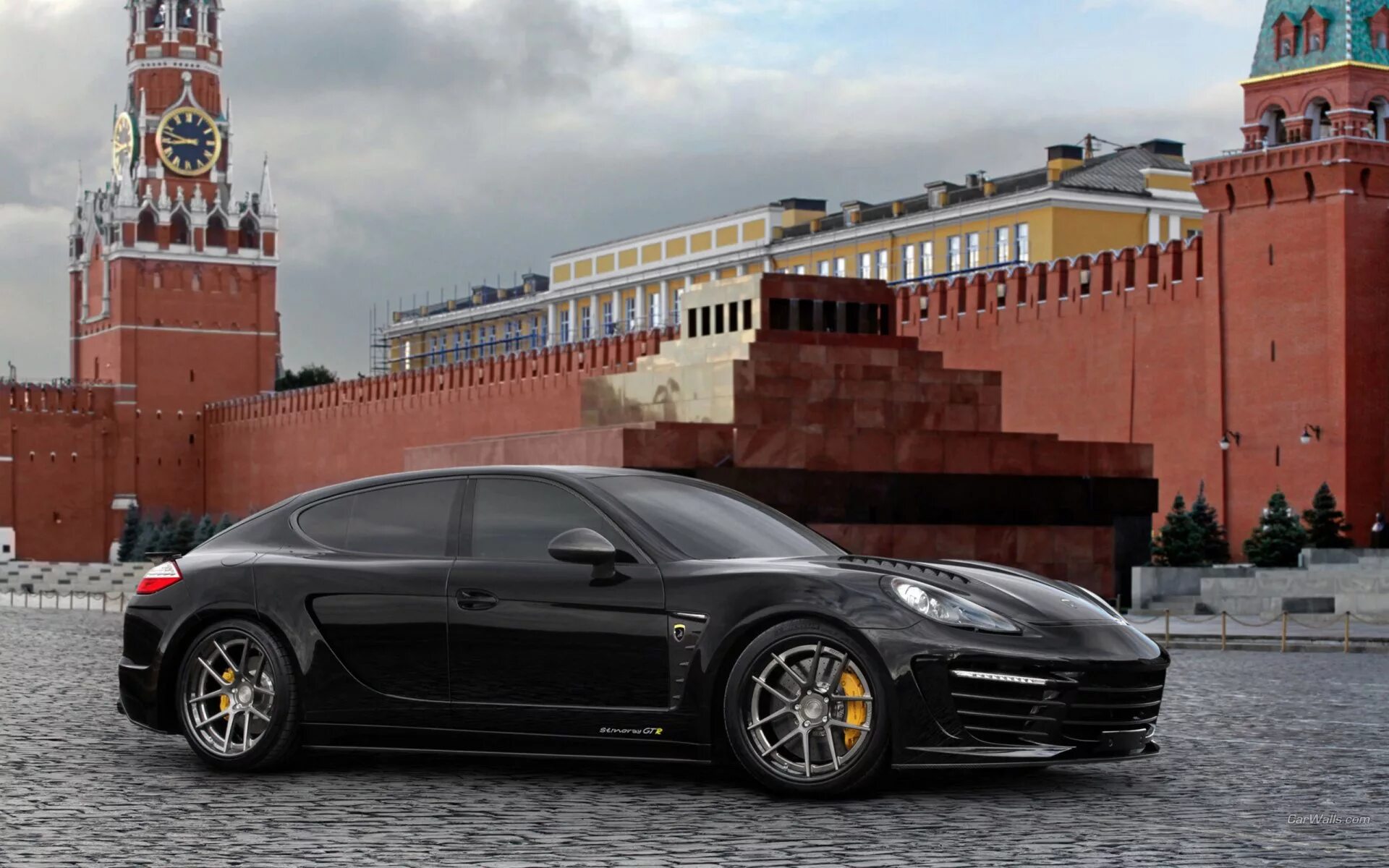 Порше Панамера в Москве. Порше Панамера турбо Москва. Porsche Panamera Turbo в Москве. Panamera Turbo s Москва. Дорогой автомобиль в казани