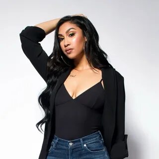 Queen naija outfits ♥ Pin on qυєєи ♉.
