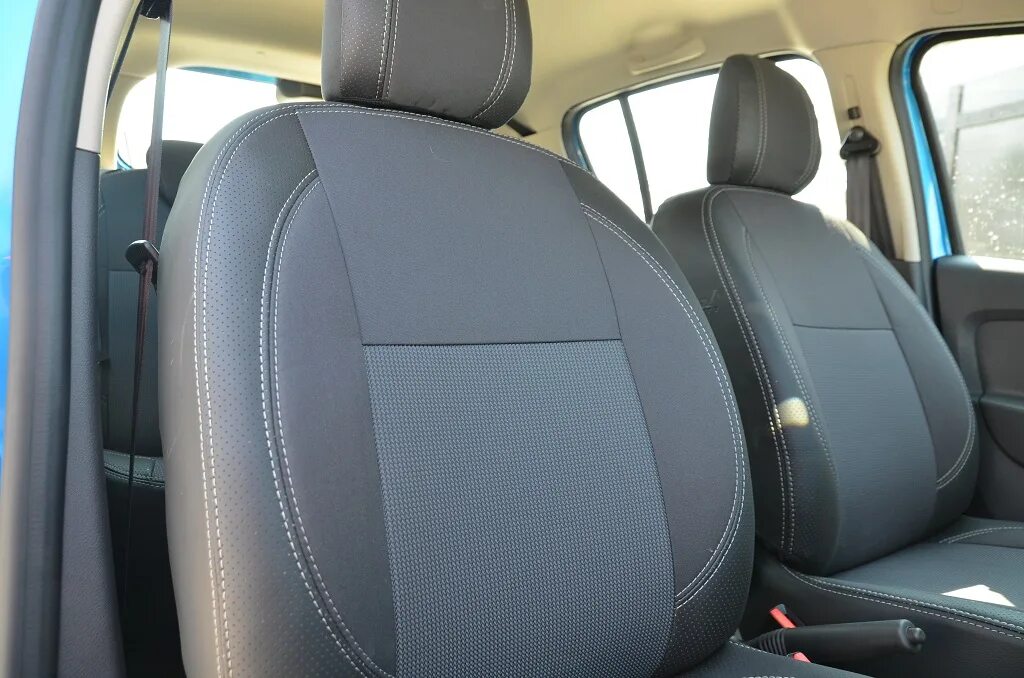 Чехлы renault sandero stepway. Сиденья рено степвей. Авточехлы на сандеро степвей 2. Чехлы сандеро 1. Чехлы на рено сандеро 2011.