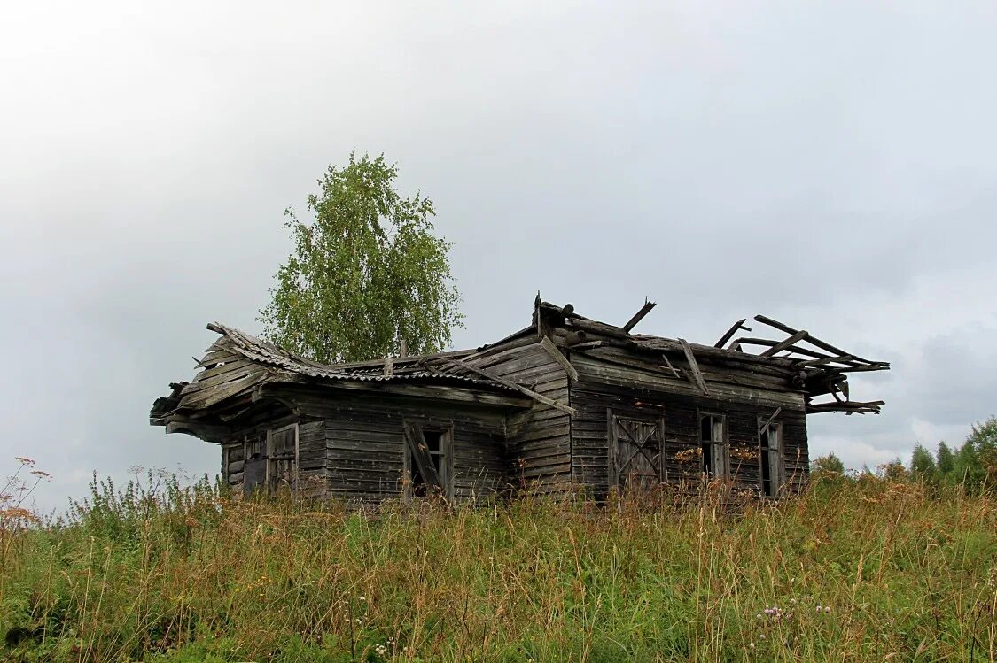 Погода октябрь подосиновский район кировской области. Посёлок Скрябино Подосиновского района. Скрябино Кировская область Подосиновский район. Деревня Скрябино Мордовия. Скрябино Мордовия Церковь.