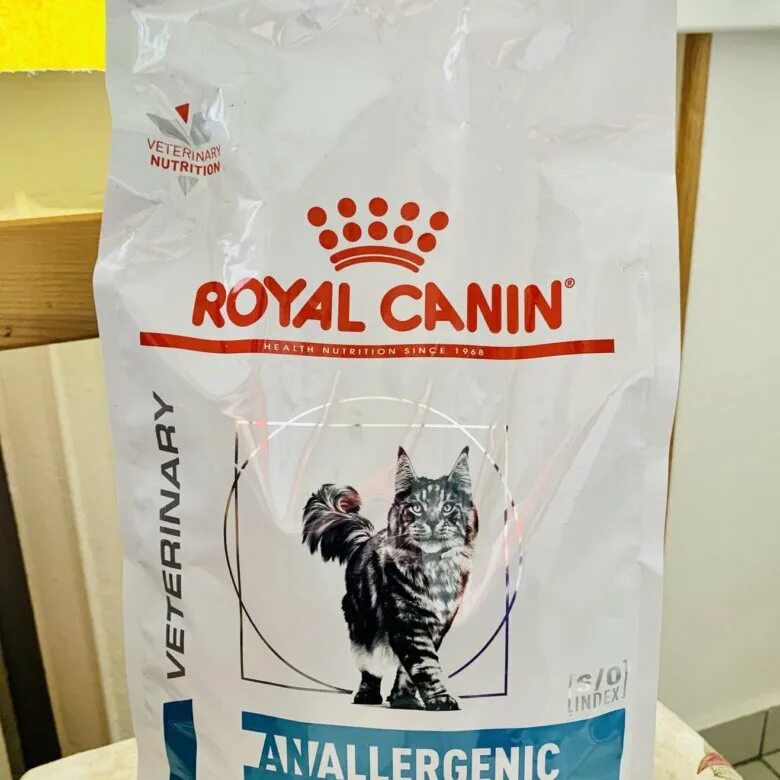 Royal canin для кошек 2кг. Роял Канин Аналлергеник. Роял Канин Аналлергеник для кошек. Роял Канин Аналлердженик для собак. Корм Роял Канин Аналлердженик купить.