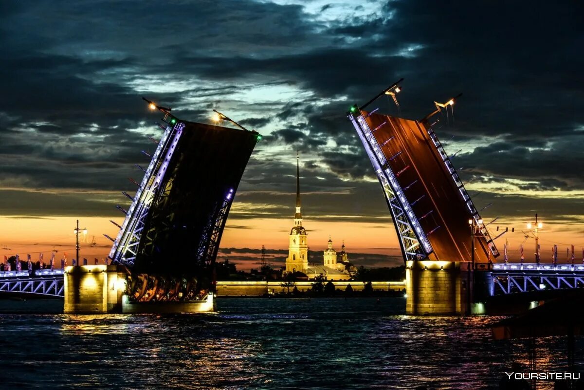 Какой мост в петербурге. Дворцовый разводной мост в санкт-петербурге. питер мост разводной дворцовый мост. река нева дворцовый мост. развод мостов в санкт-петербурге в белые ночи.