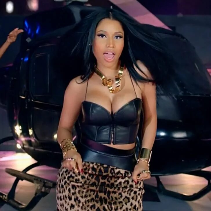 Ариан ник. Nicki minaj 2025. ники минаж банг банг. mina jjang. минаж для ресторана.