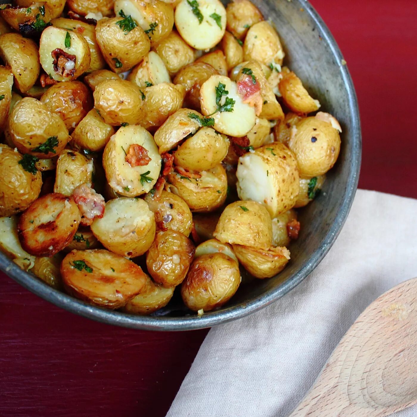 Potato dishes. Potatoes dish. Вуазен картофель блюдо. Side dish Potato. Potato dish