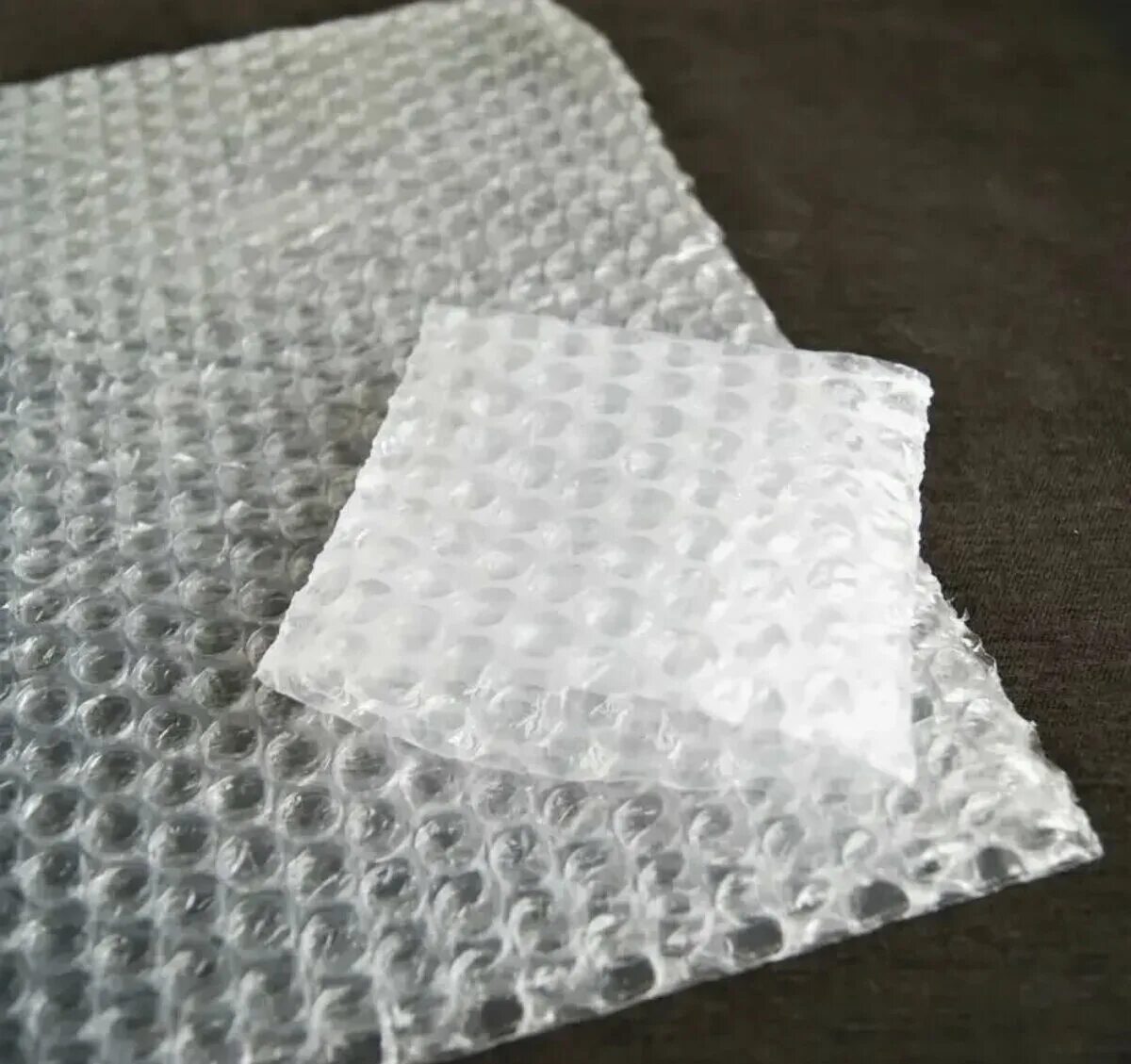 Воздушно-пузырчатая пленка 2-10-75 0,5м*100м. Пленка пупырчатая вп 2-25-200. Как называется пленка с пупырышками. Воздушно-пузырчатая пленка (10мм, 1,2х50м). Упаковочный полиэтилен с пупырышками.