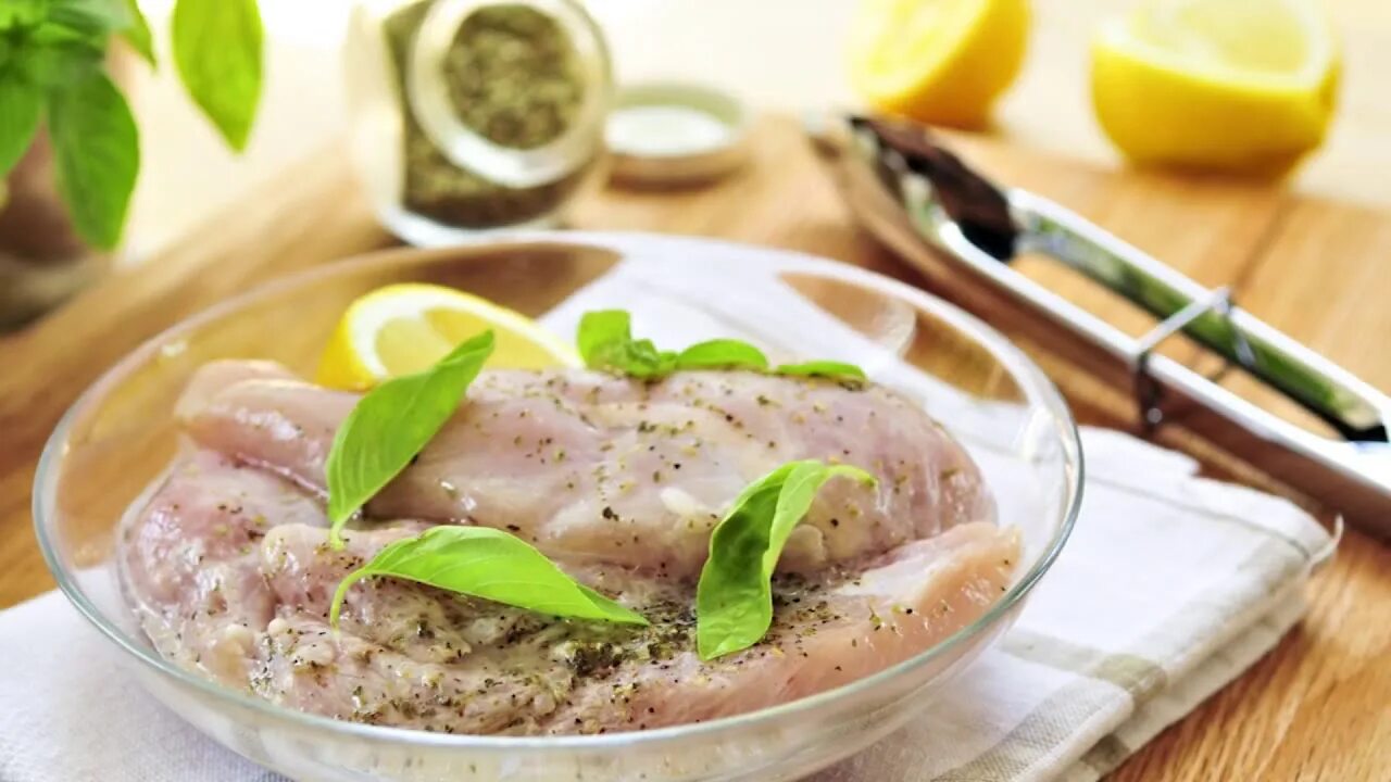 Как замариновать куриную грудку. Как замариновать куриную грудку