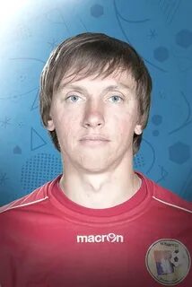Футболист леонидов