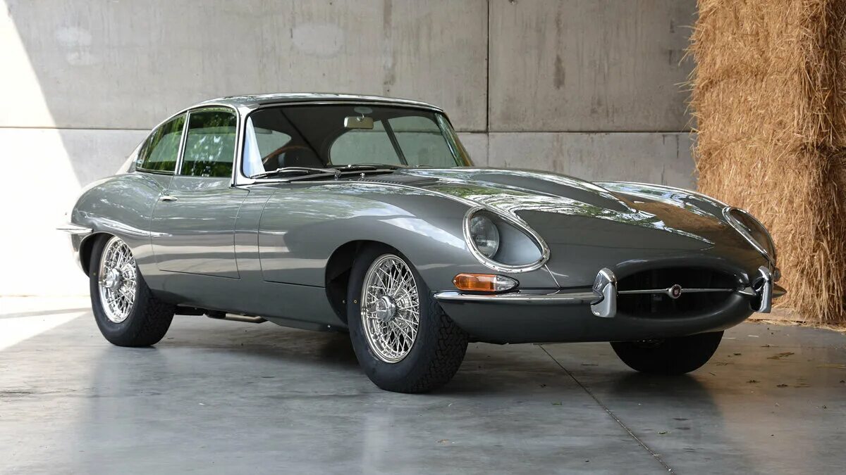 Jag автомобиль. Jaguar e-Type 1990. Ягуар e Type. Jaguar e Type Restoration. Ягуар“ 1964 года выпуска, e-Type.