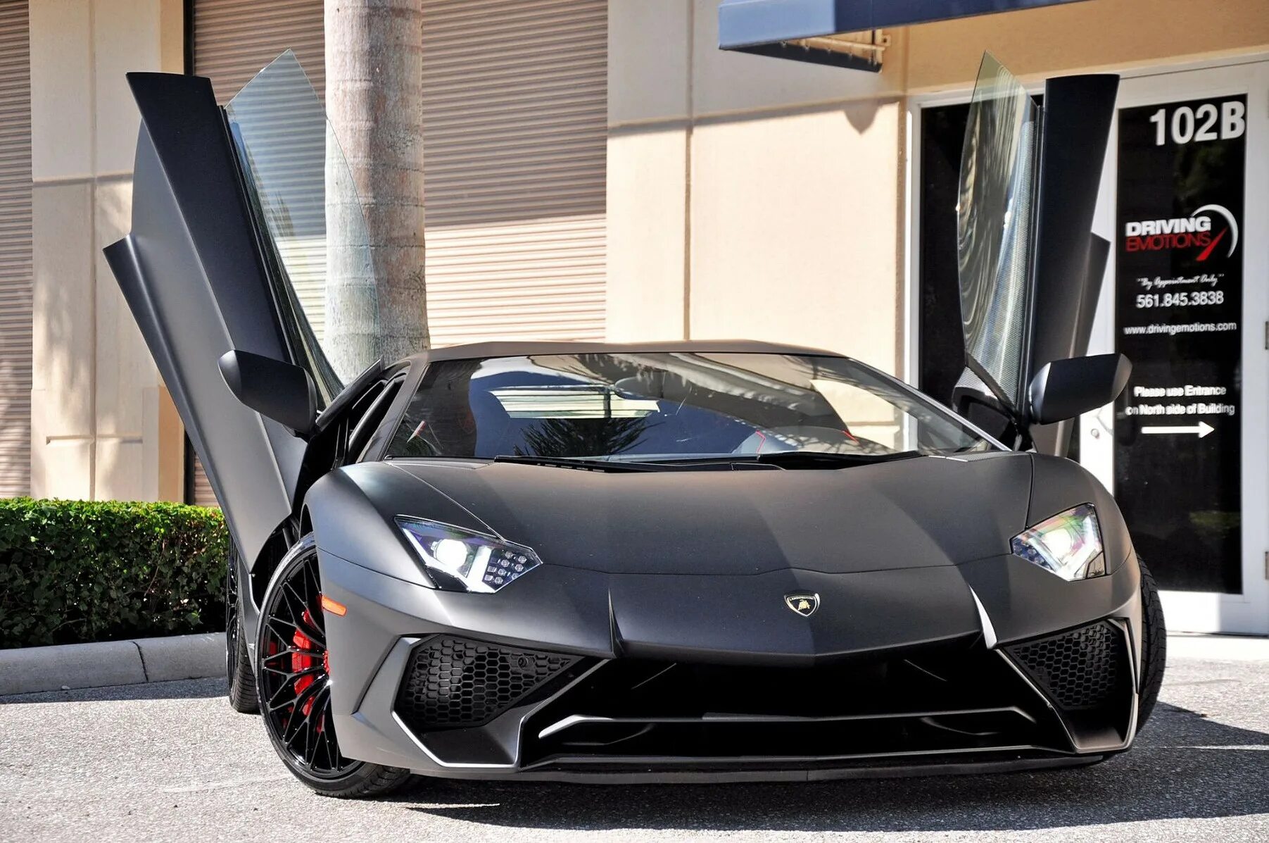Ламборджини авентадор. Lamborghini Aventador lp700-4. Lamborghini Aventador 2016. Ламборгини авентадор 2023. Красивые машины цены