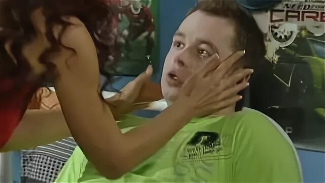 Кузя из универа. Кузя и мама антона. Кузя универ шняга шняжная. Кузя и мама антона. Кузя предлагает бизнес сильвестру универ.