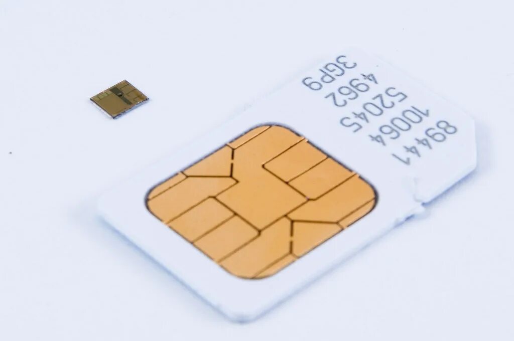 Что такое сим карта. Симки мини микро нано. Mini SIM Micro SIM отличия. Сим карта нано и микро отличия. Сим карта микро нано и обычная.