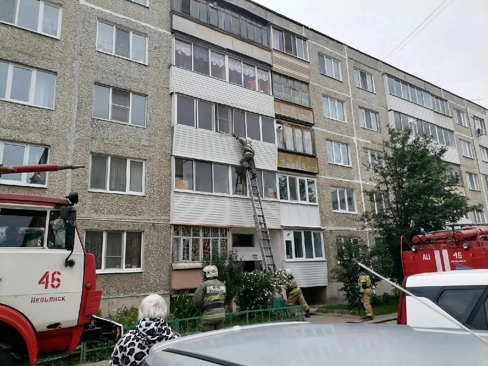 Сайт невьянского городского суда свердловской. Пожар в Невьянске. Пожар в Невьянске вчера. Пожарный 3. Ул. Максима Горького, 37.