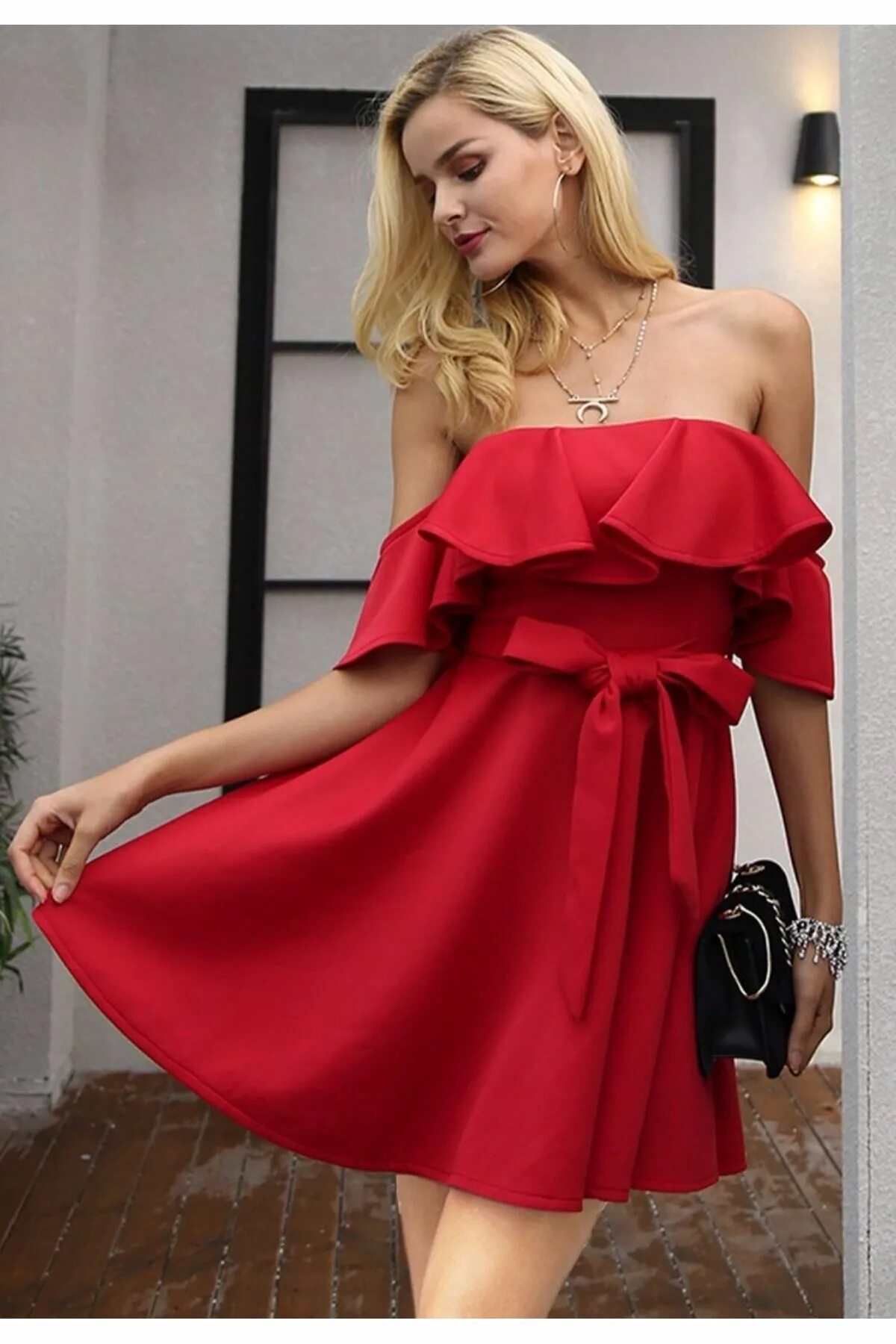 Платья шерри хилл 2019. Нежные красные платья. Sherri hill платья red. Красное короткое платье. Красное платье.