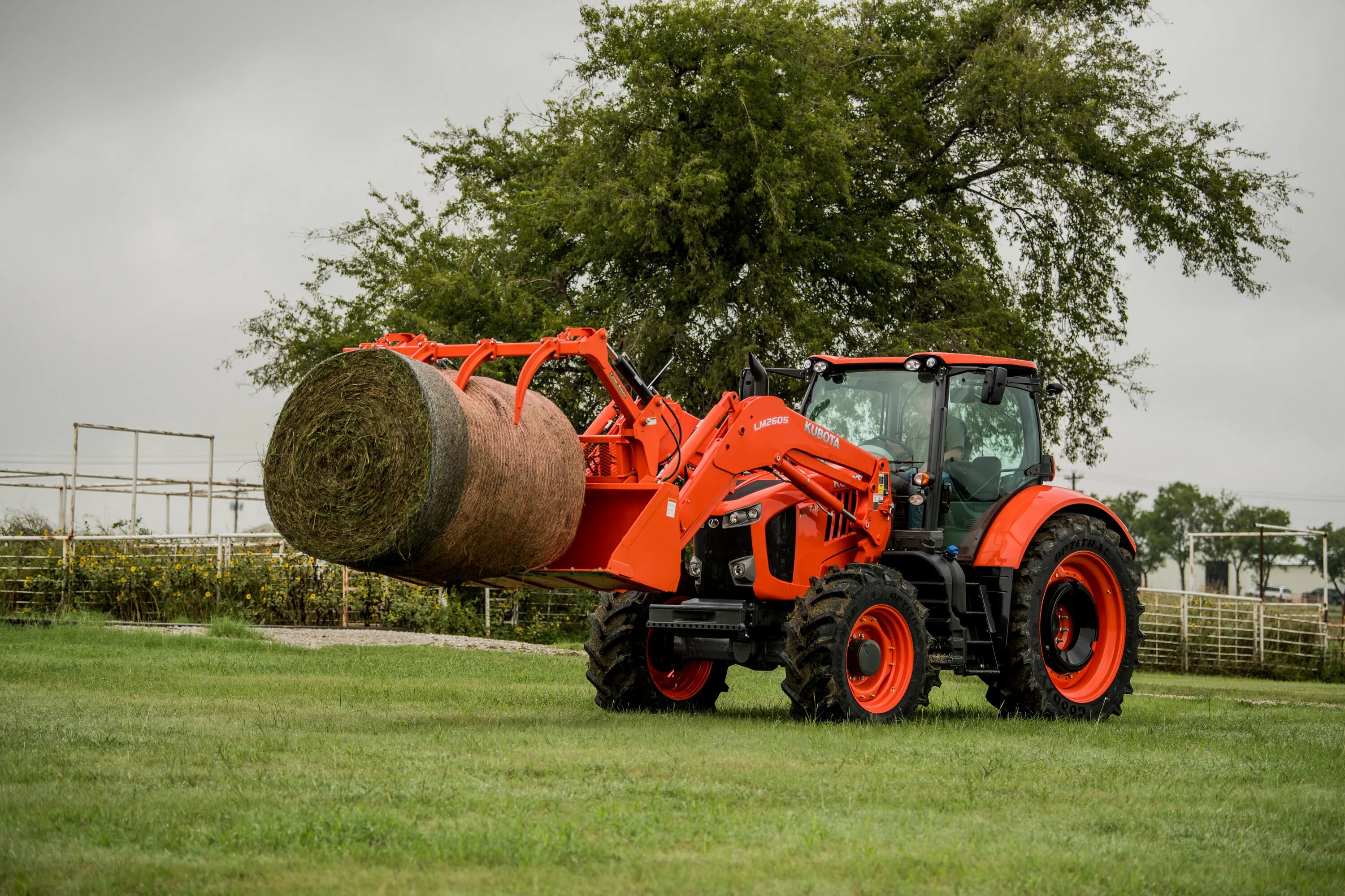 Самой дорогой трактор. Трактор Kubota m7. Kubota m6060. Трактор Биг БАД 950. Самые большие трактора в мире.