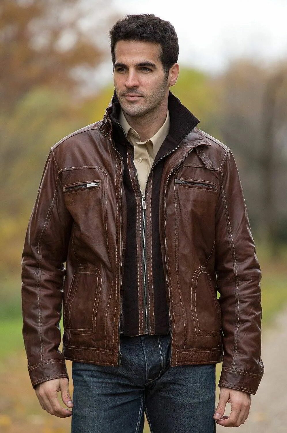 Фото мужчины в куртке. Кожаная куртка Castro men. Мужчина в куртке. Мужчина в кожаной куртке. Коричневая куртка мужская.