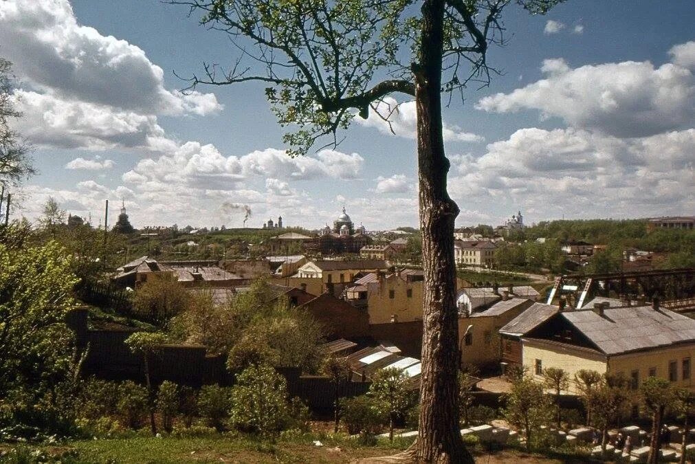 Федоровская 3 саратов. Тсж химик. Нижнекамск проспект шинников 3д. Химиков 20 омск. Текстильная 23.