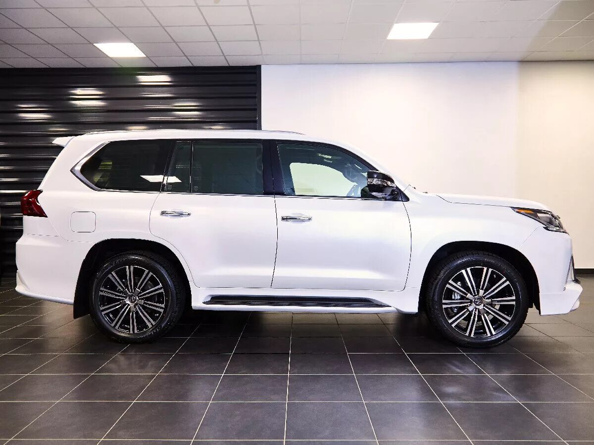 Lexus lx 570 2015. Lexus lx 570 2012. Lexus lx 570 2020. лексус 570. Lexus lx iii 570 2015.