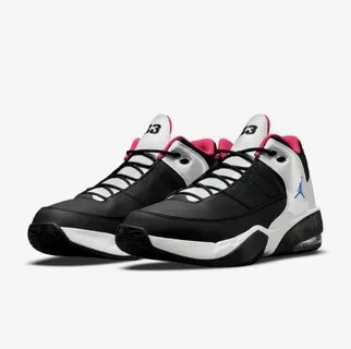 Nike jordan max aura 4