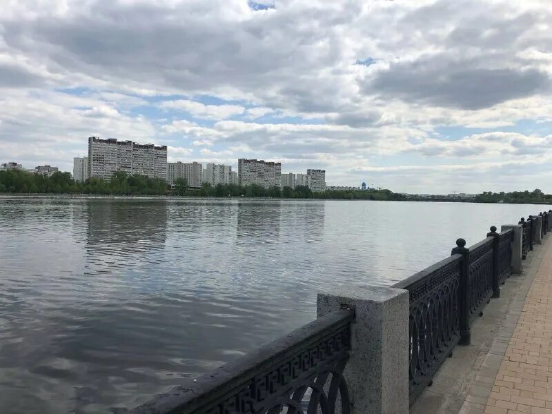 печатные станки для типографии. район печатники. печатники текстов. бисеровский рыбокомбинат, посёлок рыбхоз. печатный станок.