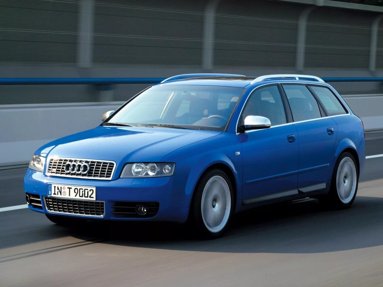 B4 2 b6 200. Ауди s4 avant универсал. Ауди s4 b6 avant. Ауди s4 2004 универсал. Audi s4 b6.