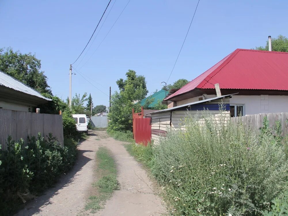 Купить 2 в усть каменогорске. Куленовка Усть Каменогорск. Усть-Каменогорск частный дом. Усть Каменогорск ул Целинная 106/2. Фото домов в Куленовке Усть-Каменогорска.