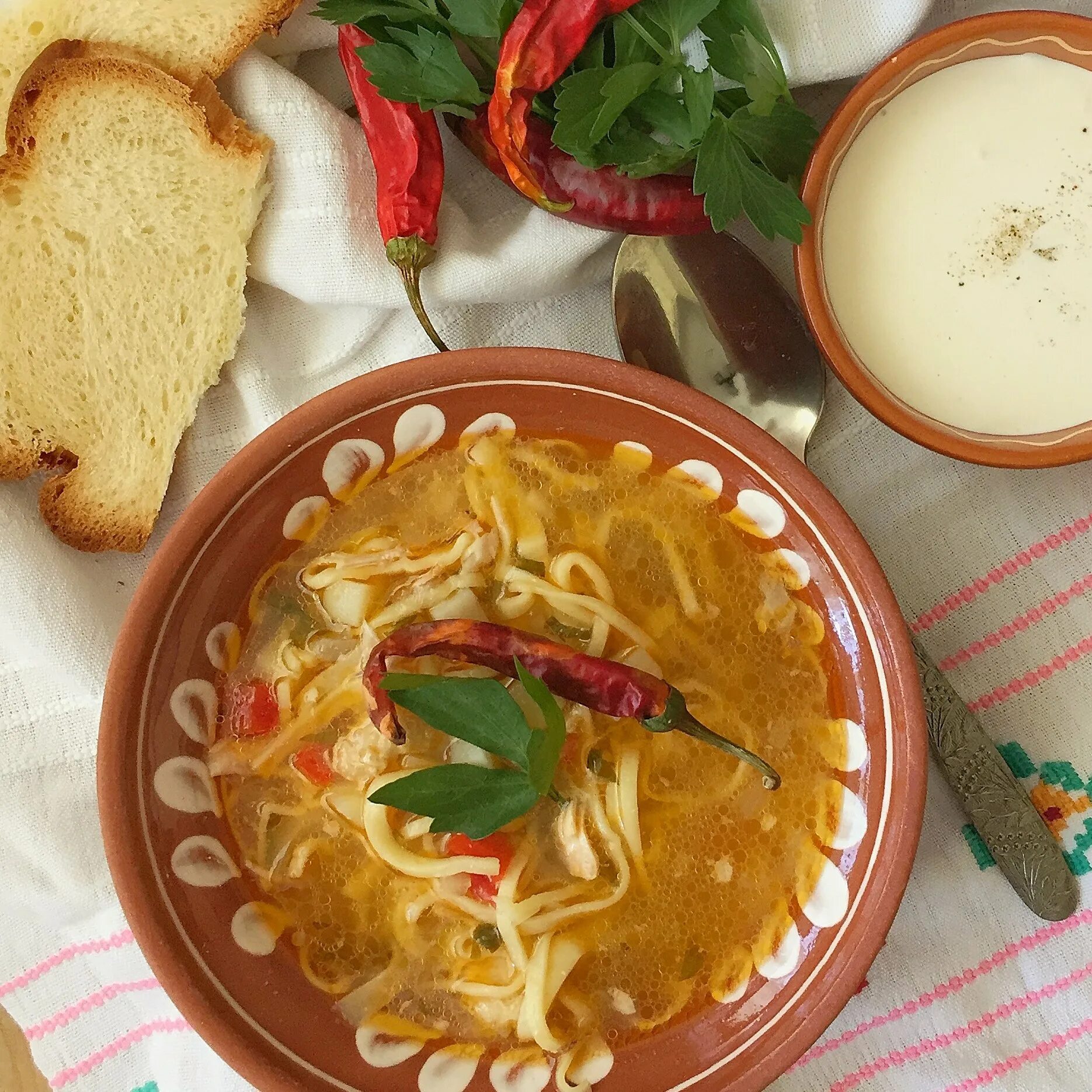 Молдавский суп зама. Белорусские блюда. Белорусская кухня. Белорусские национальные блюда.