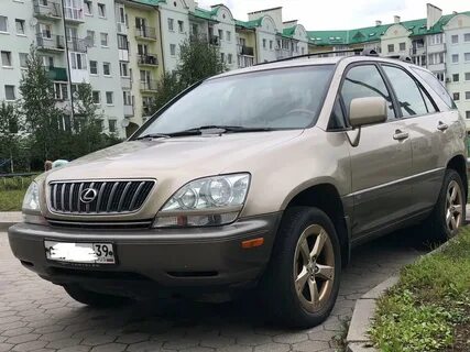 Лексус 2001