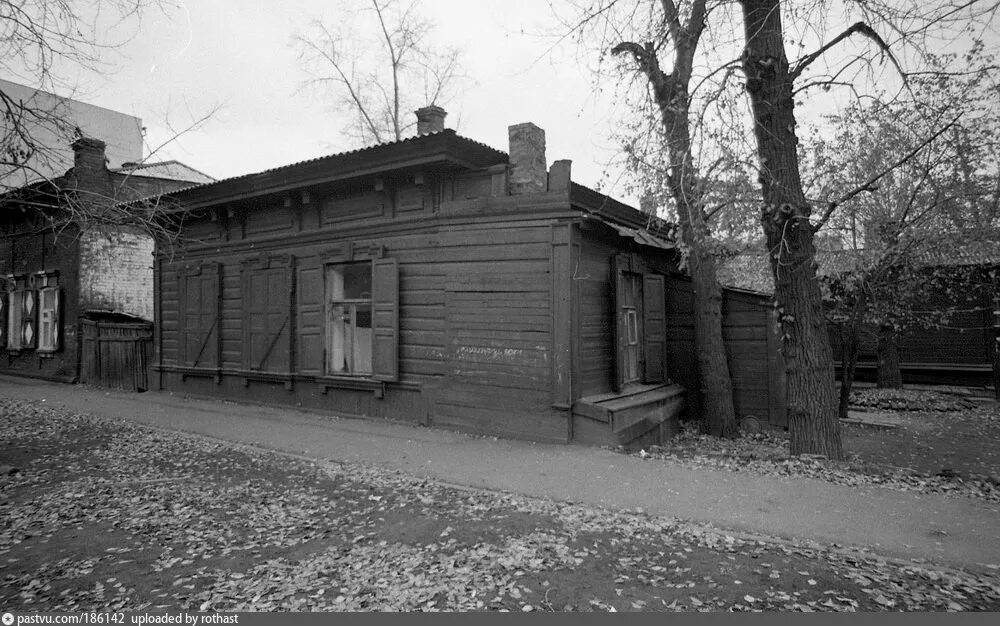 Мастерская 72. Улица Бабушкина Иркутск. Иркутск 80е. Иркутск 1980. Ул Фурманова Иркутск.