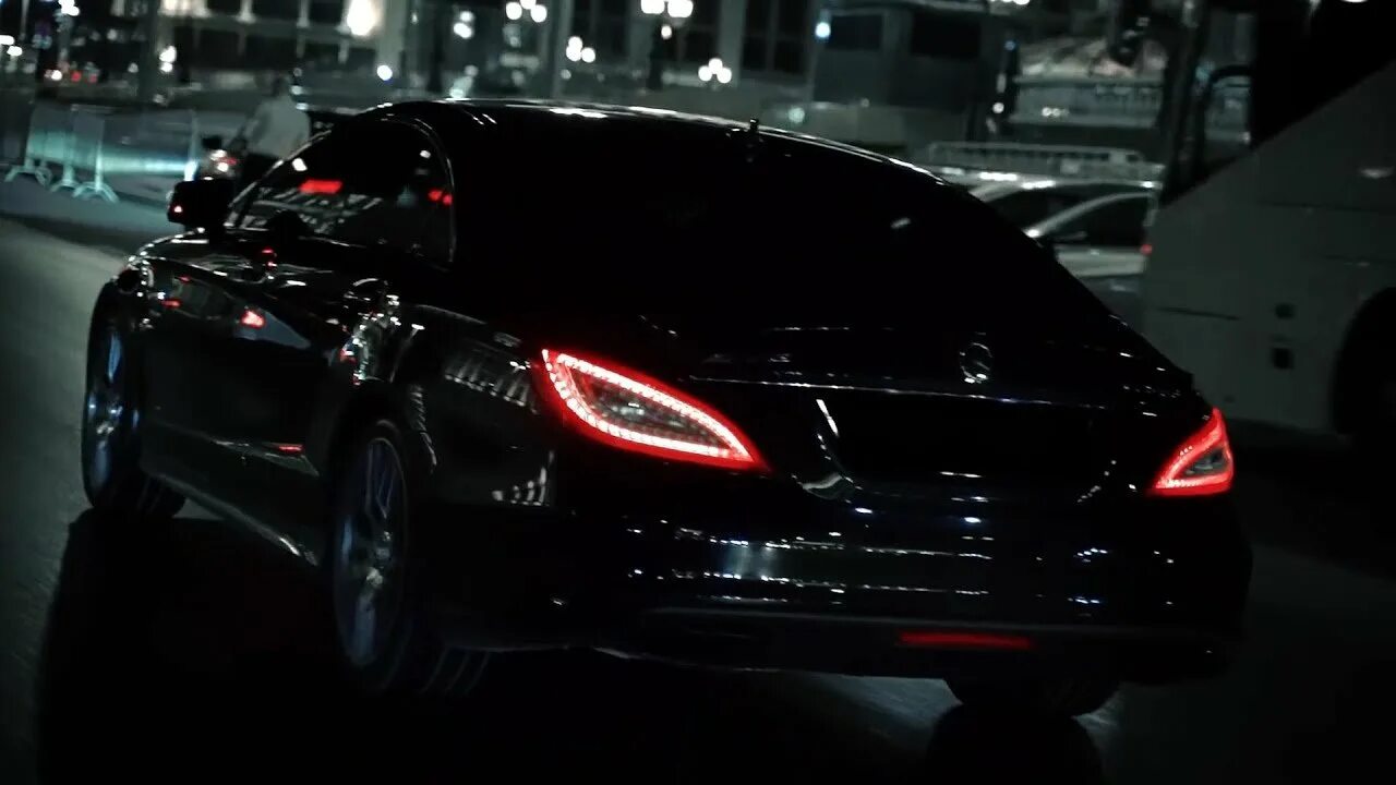 Банан ахмеда обои. Мерседес цлс 63 амг. мерседес банан cls 63 amg. mercedes cls 63 amg black. mercedes benz cls 63 amg night.
