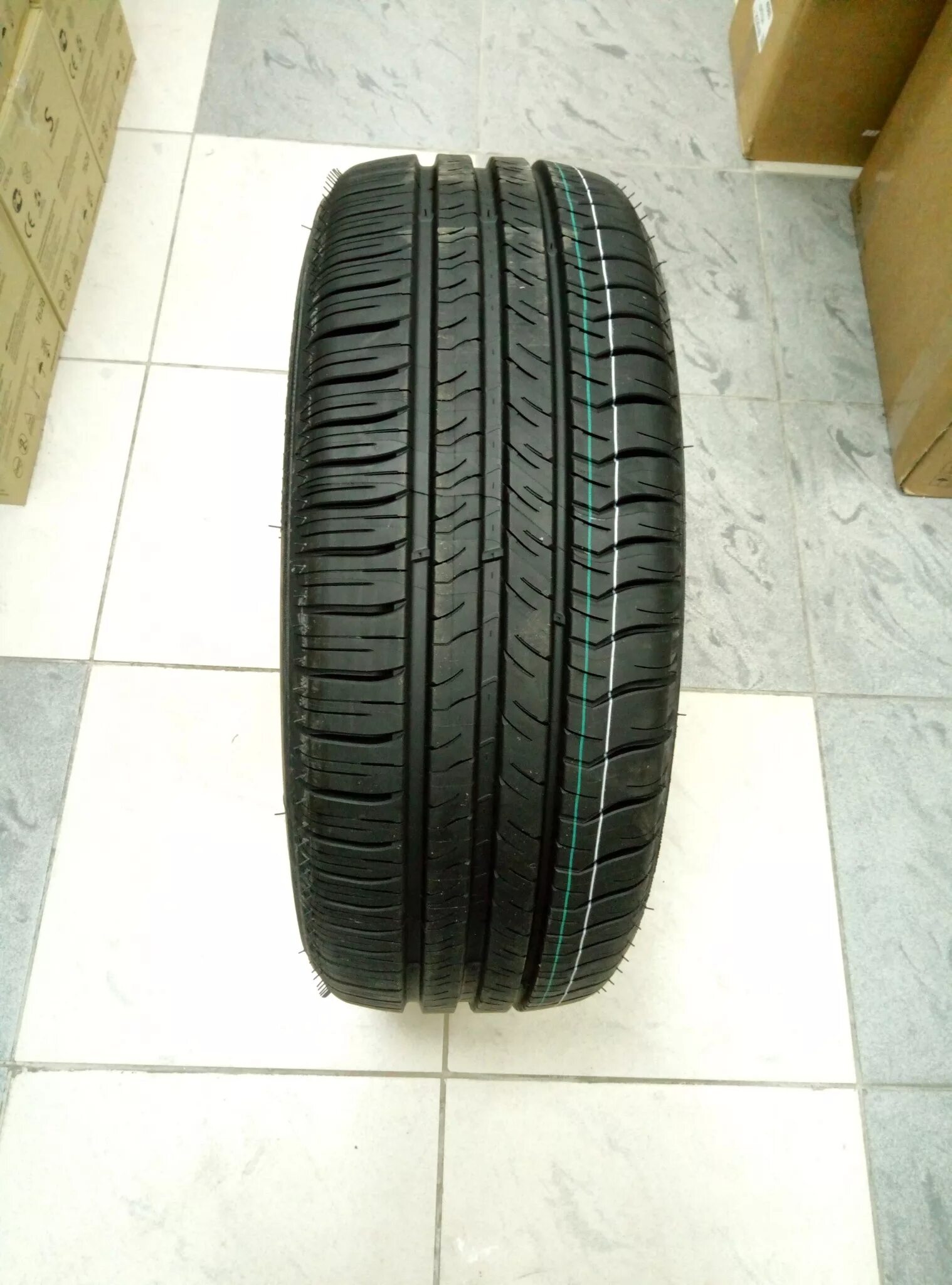 Резина michelin energy saver. Michelin Energy 205/55 r16. Michelin Energy 205/55 r16 91v. Michelin Saver 205/55 r16. Шины Мишлен Энерджи савер 205/55 r16.