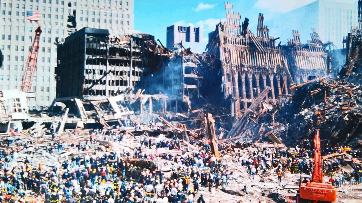 11 Сентября 2001 года террористическая атака на США.