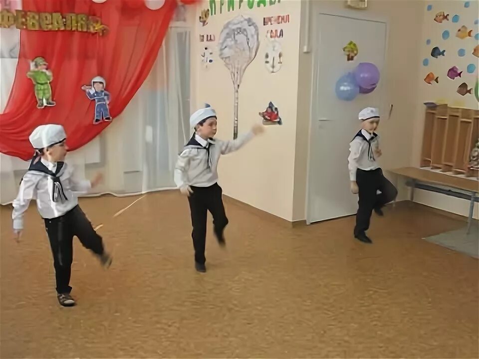 Танец на 23 февраля в детском саду. Танец яблочко в детском саду на 23 февраля. танец яблочко в детском саду. танец для мальчиков на 23 февраля. танец с детьми на 23 февраля в детском саду.