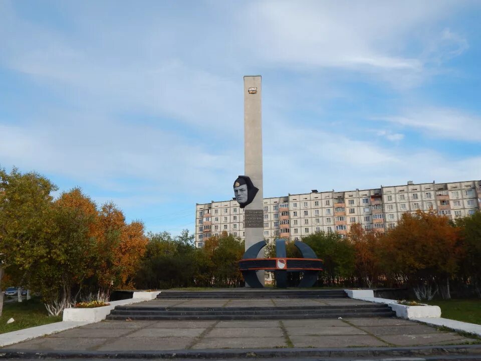 Г гаджиево. Город Гаджиево Мурманской. Мурманск город Гаджиево. Зато Гаджиево Мурманской области. Памятники в городе Гаджиево Мурманской области.
