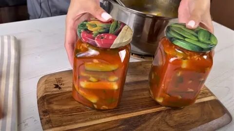 Огурцы с кетчупом чили вкусный
