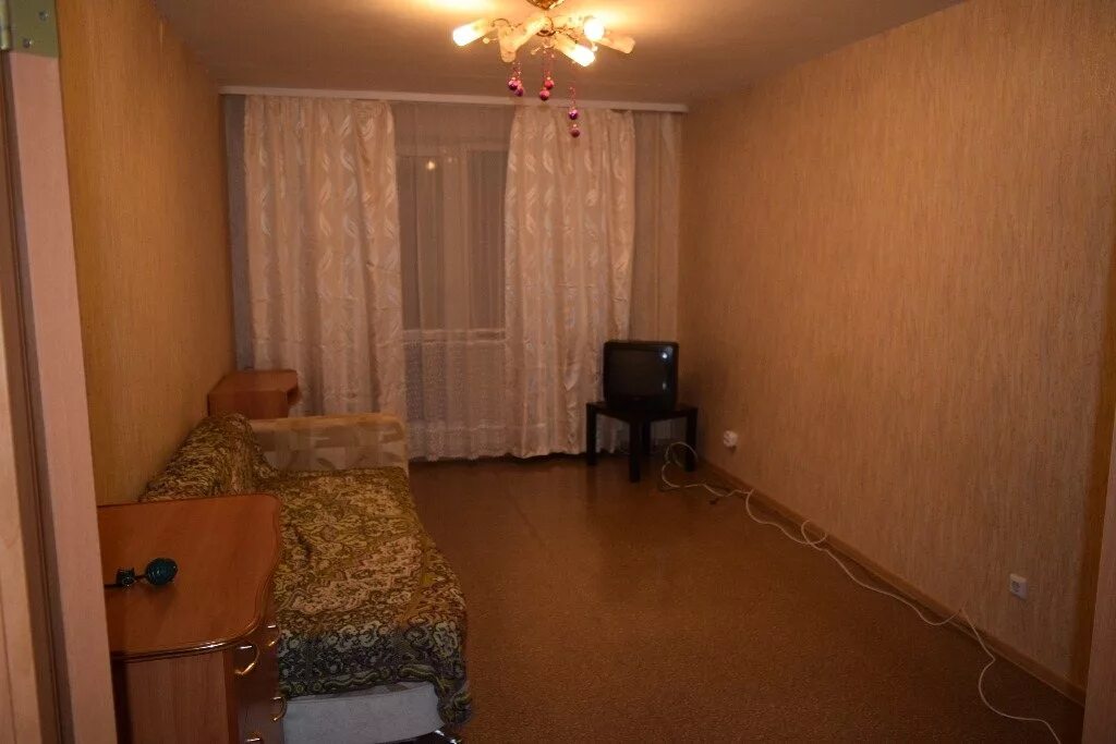 однокомнатная квартира. двушка на красных командиров 3. снять квартиру в екатеринбурге сибирский тракт 5/2. комнаты екатеринбург авито. снять квартиру в екатеринбурге посуточно в районе южного автовокзала.