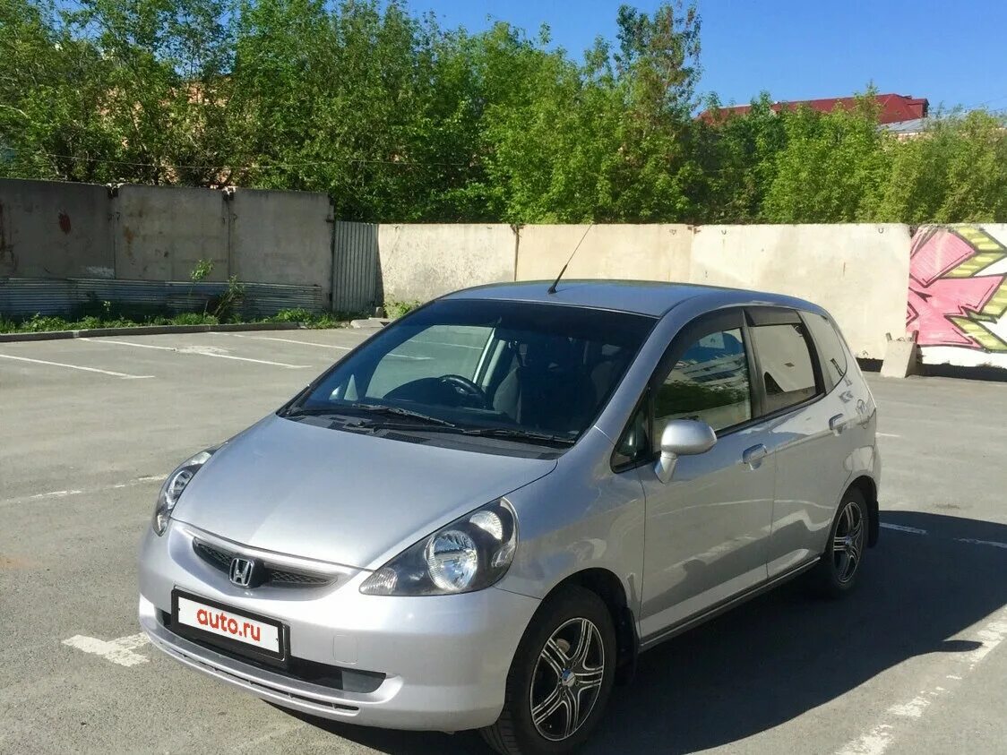 Honda Fit 2002. Хонда фит 2002. Honda Fit 2002 год. Хонда фит 2002 года.