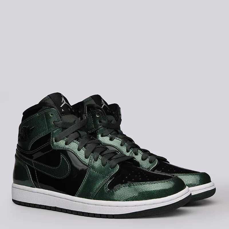 Джорданы кроссовки зеленый. Nike jordan 1 green. Nike air jordan 1 green. Джорданы кроссовки зеленый. Джорданы кроссовки зеленый.