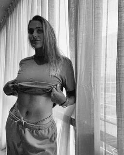 Медведев собрался с силами, Соболенко выставляет интригующие фото, Федерер ...