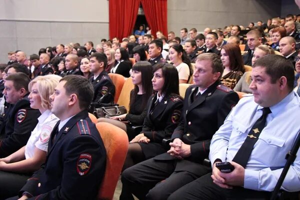 Омвд первомайский. ОМВД России по соль-Илецкому городскому округу. Начальник отдела дознания ОМВД по соль-Илецкому району. ОМВД России 5 город Оренбург. МВД России по соль-Илецкому городскому округу руководство.