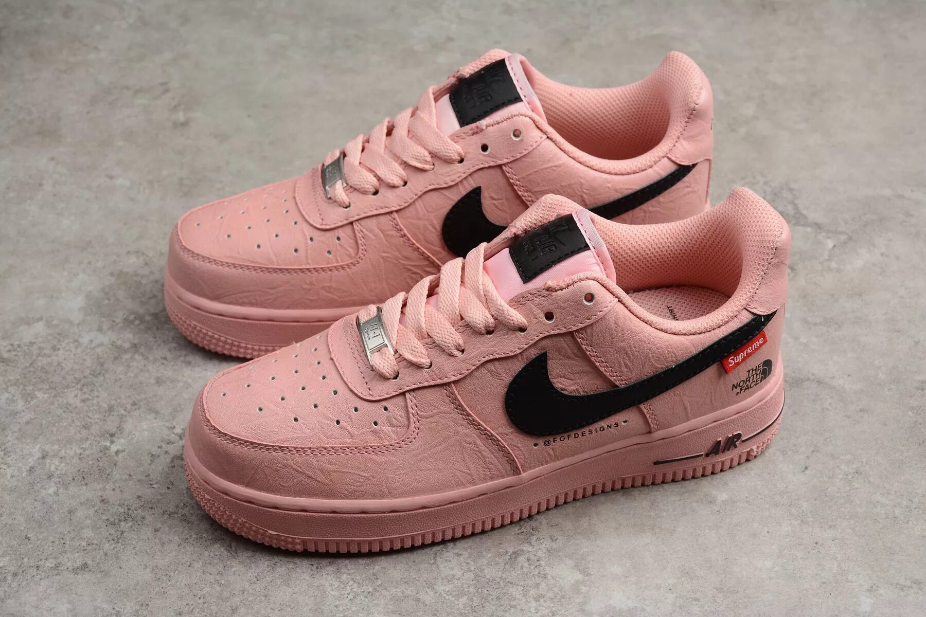 Найк форсы розовые. Nike Air Force 1 07 Pink. Nike Air Force 07 розовый. Nike Air Force Pink мужские. Nike Air Force 1 черно розовые.