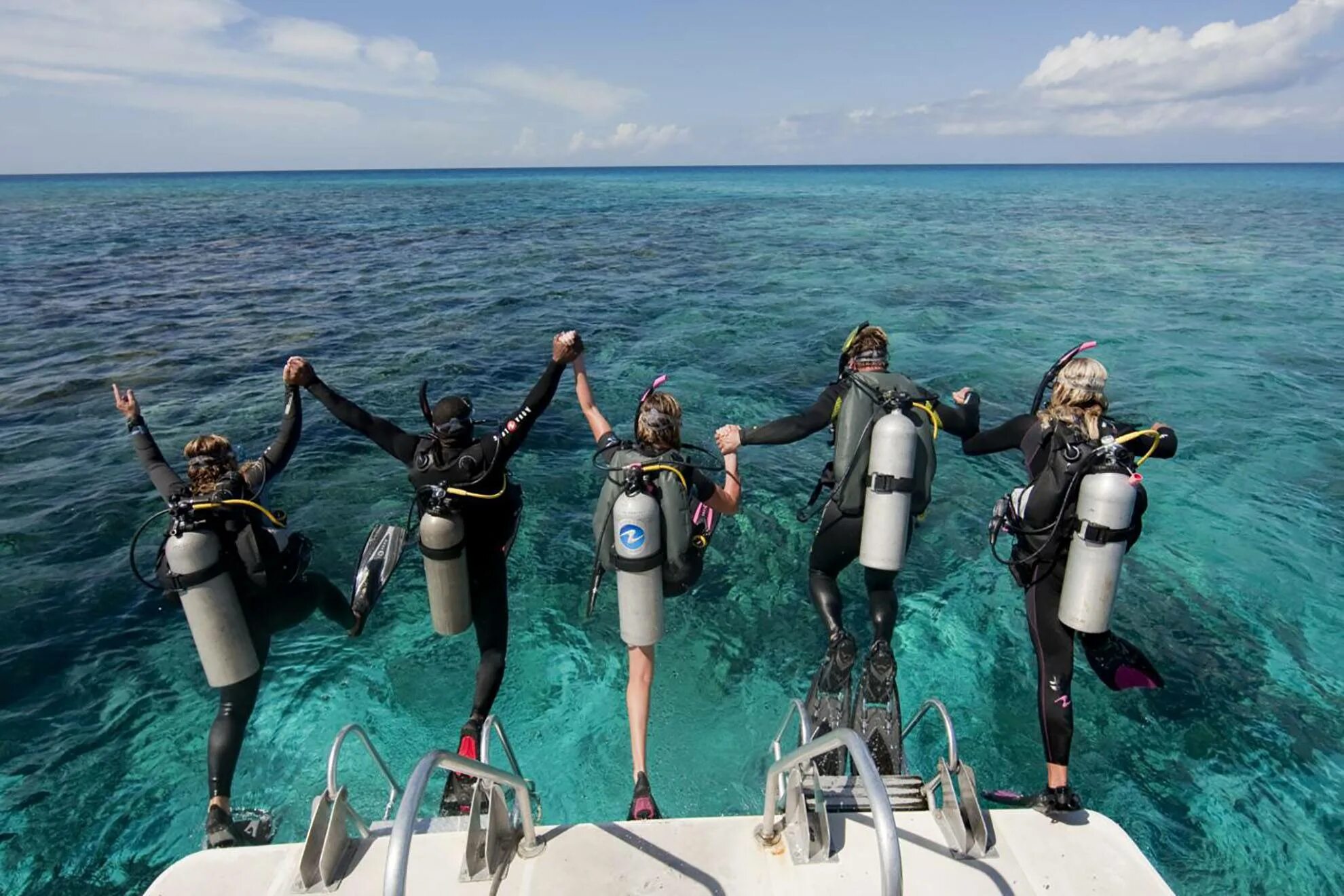 Водный дайвинг. Скуба-дайвинг, scuba-diving погружение. скуба акваланг. дайвинг в египте. развлечения на море.