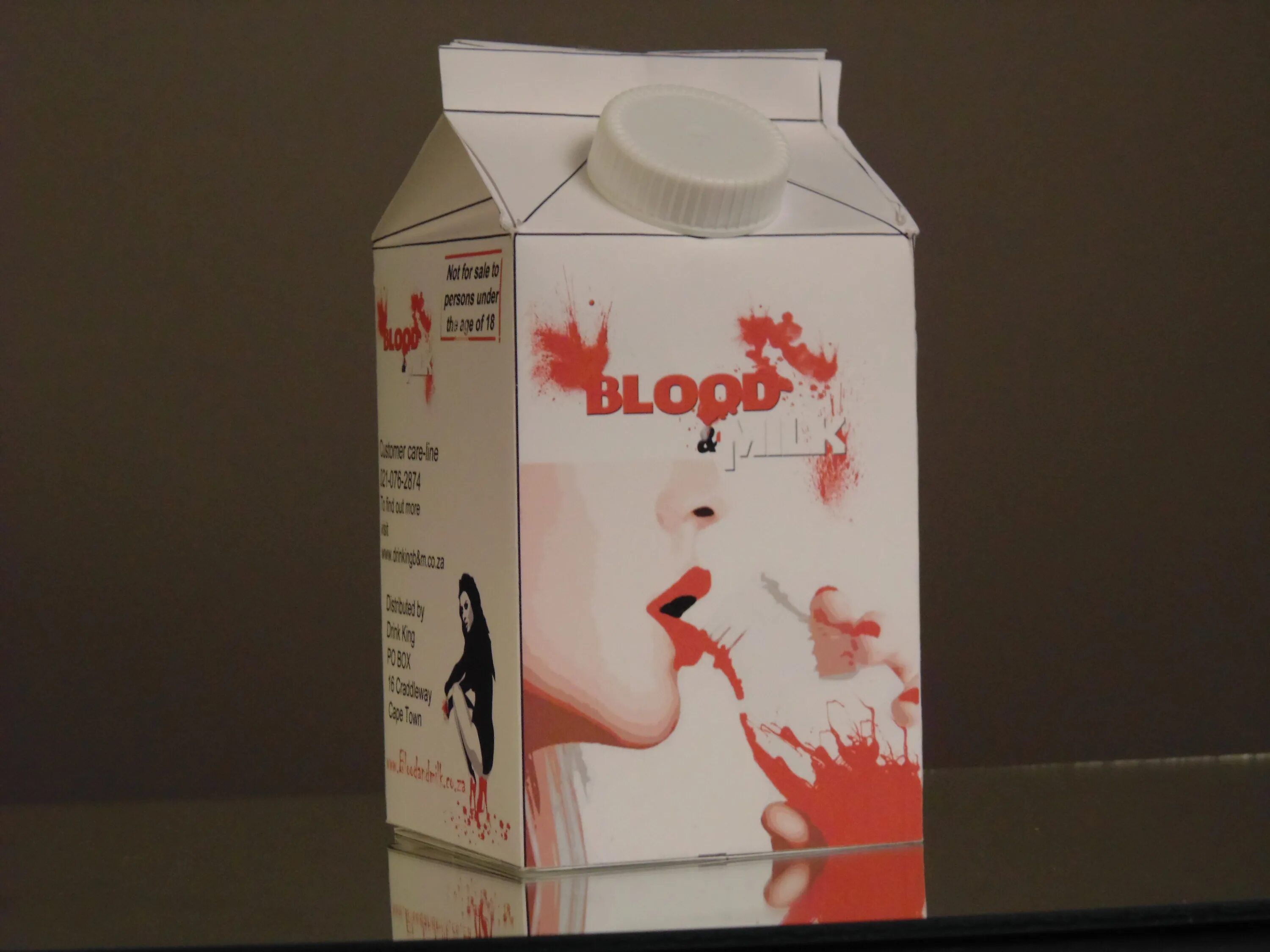 Blood milk. Кровь с молоком напиток.