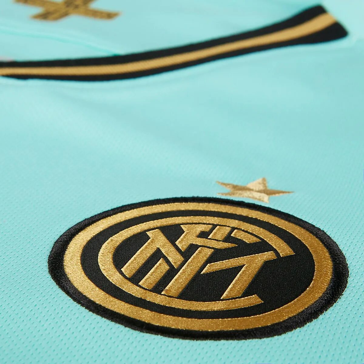 Логотип Интера. Интер лого 20. Inter Milan New logo Gold. Форма Интер 19-20. Away 20