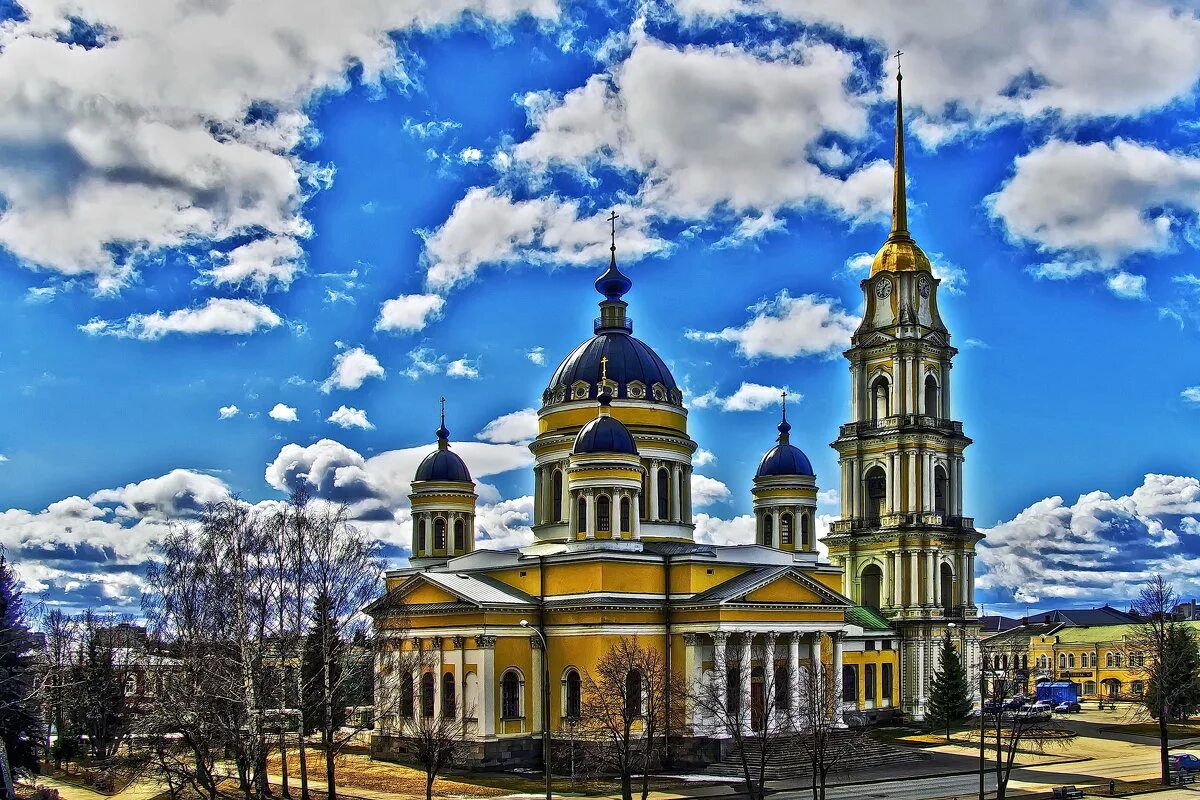 спасо-преображенский собор рыбинск 1984. спасо-преображенский собор рыбинск ночью. спасо-преображенский собор рыбинск. спасо преображенский храм рыбинск. спасско-преображенский собор рыбинск.