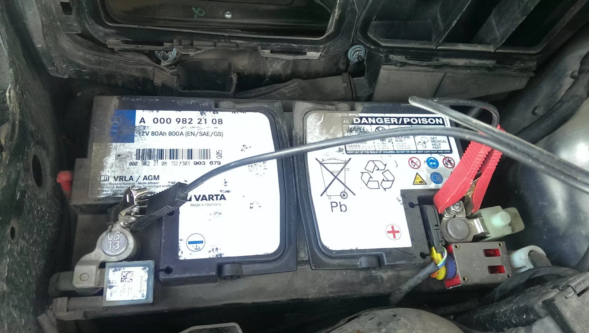 Разрядился АКБ - Mercedes-Benz GLK-Class (X204), 2,2 л, 2013 года наблюдение DRI