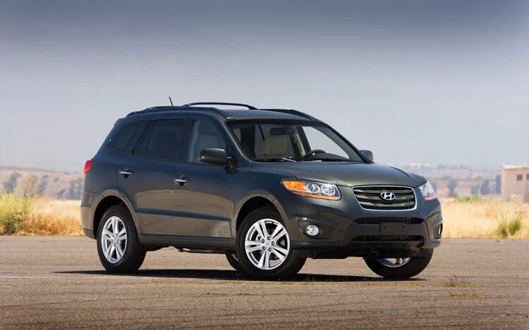 4. Хендай санта фе 2 рестайлинг. Hyundai santa fe 2011 2. 2 дизель 2011 года. Hyundai santa fe 2011 2.