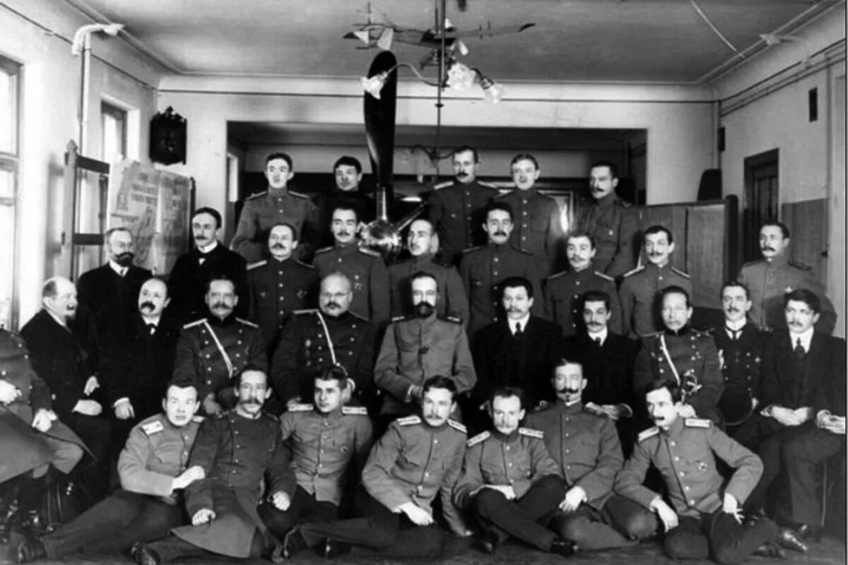 Плп неклиновская школа. Неклиновская летная школа. Челябинская школа интернат с первоначальной летной подготовкой. Летная школа. 10 летная школа.
