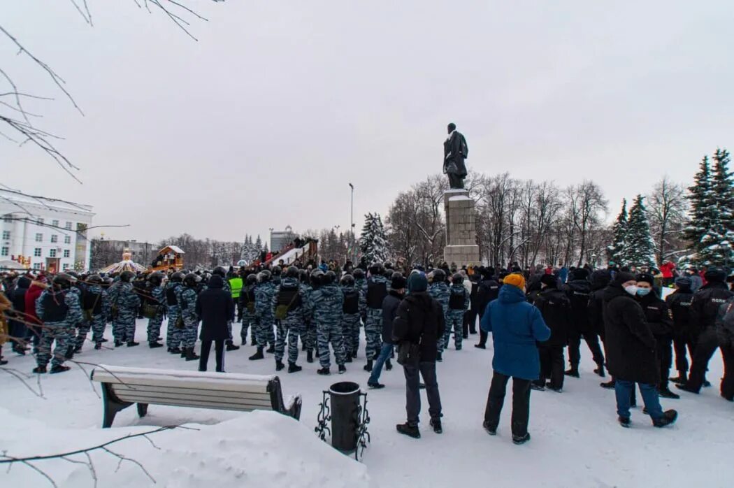 Митинг в Ульяновске. Митинг в Ульяновске против мобилизации. Митинг в Ульяновске сегодня. Митинг 20 февраля