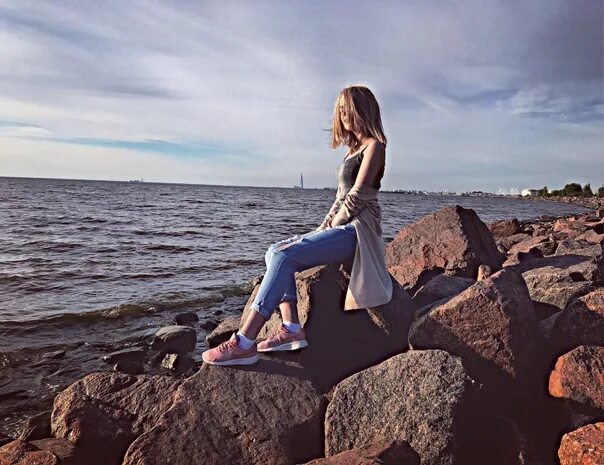 Море помнит все наизусть. А море помнит все наизусть. а море море помнит все наизусть.
