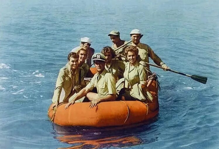 Операция нижняя юбка. Операция «нижняя юбка» (Operation Petticoat). Тони Кертис операция нижняя юбка.